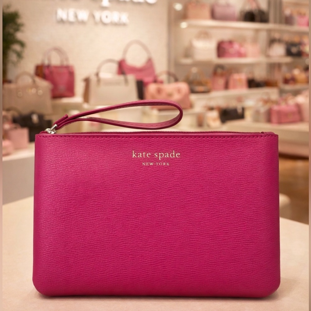 🌸Kate Spade Pink Leather Wristlet Clutch NWOT classic minimalist colorful